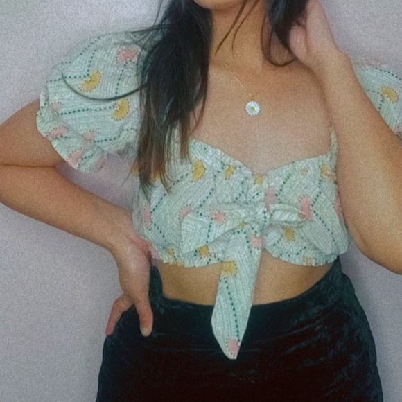 H&M Tops - A Crop Top